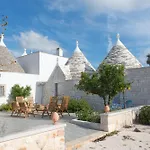 Trulli Mirabilis Cisternino